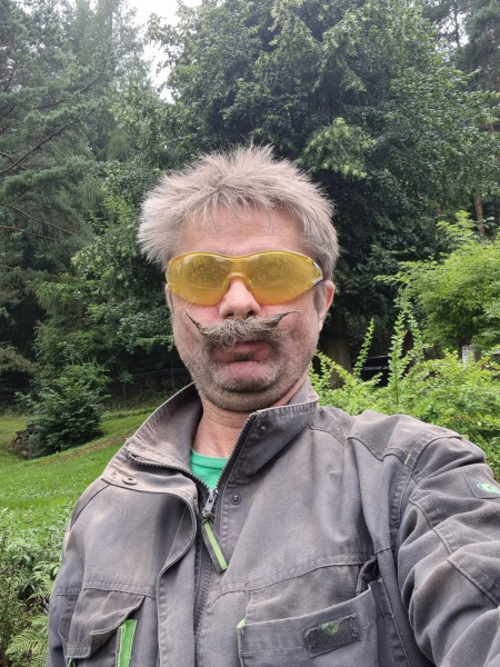 Soubor:ZaprášenýZbíječ.jpg